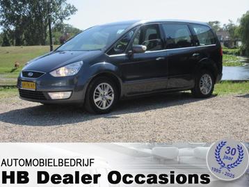 Ford Galaxy 2.0-16V Ghia - Airco - Navigatie - 7 Persoons beschikbaar voor biedingen