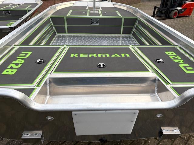 Nieuwe set Kerman M428 met Selva 8 PK 4 Takrt (bj 2026), Watersport en Boten, Vis- en Consoleboten, Nieuw, 3 tot 6 meter, Overige brandstoffen