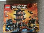 Nieuw in doos: lego 70751 Tempel van Airjitzu +gratis popjes, Ophalen of Verzenden, Nieuw, Complete set, Lego