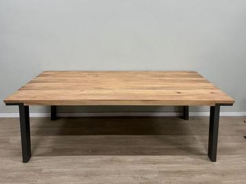 Eettafel Otta 220cm van Xooon nu voor €500,- beschikbaar voor biedingen