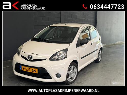 Toyota Aygo 1.0 VVT-i Now Airco Carplay Android Facelift, Auto's, Toyota, Bedrijf, Te koop, Aygo, ABS, Airbags, Airconditioning