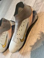 Nike CR7 Voetbalschoenen zonder veters, Ophalen of Verzenden, Gebruikt, Schoenen