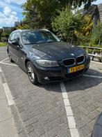 BMW 3-Serie 2.0 D 318 Touring 2011 Zwart, Auto's, BMW, 745 kg, 1995 cc, 4 cilinders, 1465 kg