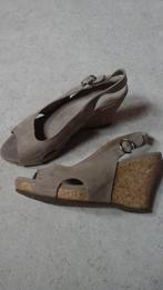 Sleehakken beige, maat 38, Ophalen of Verzenden, Beige, Sandalen of Muiltjes