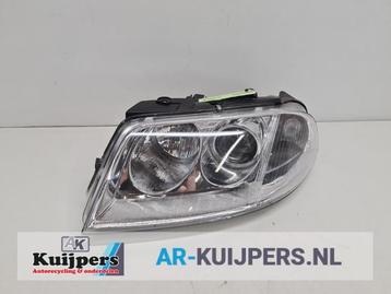 Koplamp links van een Volkswagen Passat beschikbaar voor biedingen