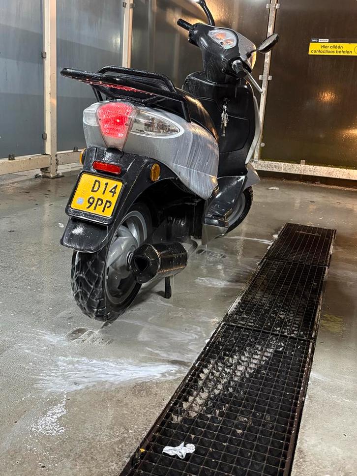 Piaggio Fly 80cc Malossi - Getuned!, Fietsen en Brommers, Scooters | Piaggio, Gebruikt, Overige modellen, Benzine, Ophalen