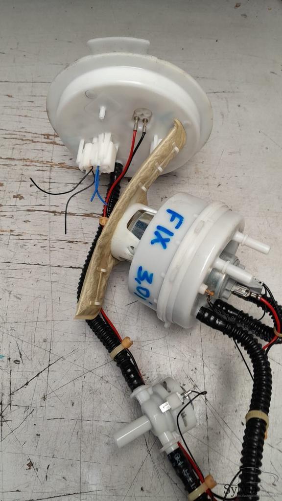 Brandstofpomp benzinepomp  BMW 5 / 6 serie F06 F07 F10 F11 F, Auto-onderdelen, Brandstofsystemen, Gebruikt, Ophalen of Verzenden