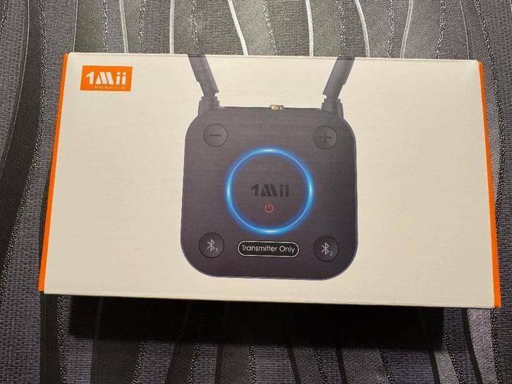 Mii Bluetooth zender transmitter voor 2 apparaten, Audio, Tv en Foto, Professionele Audio-, Tv- en Video-apparatuur, Nieuw, Audio