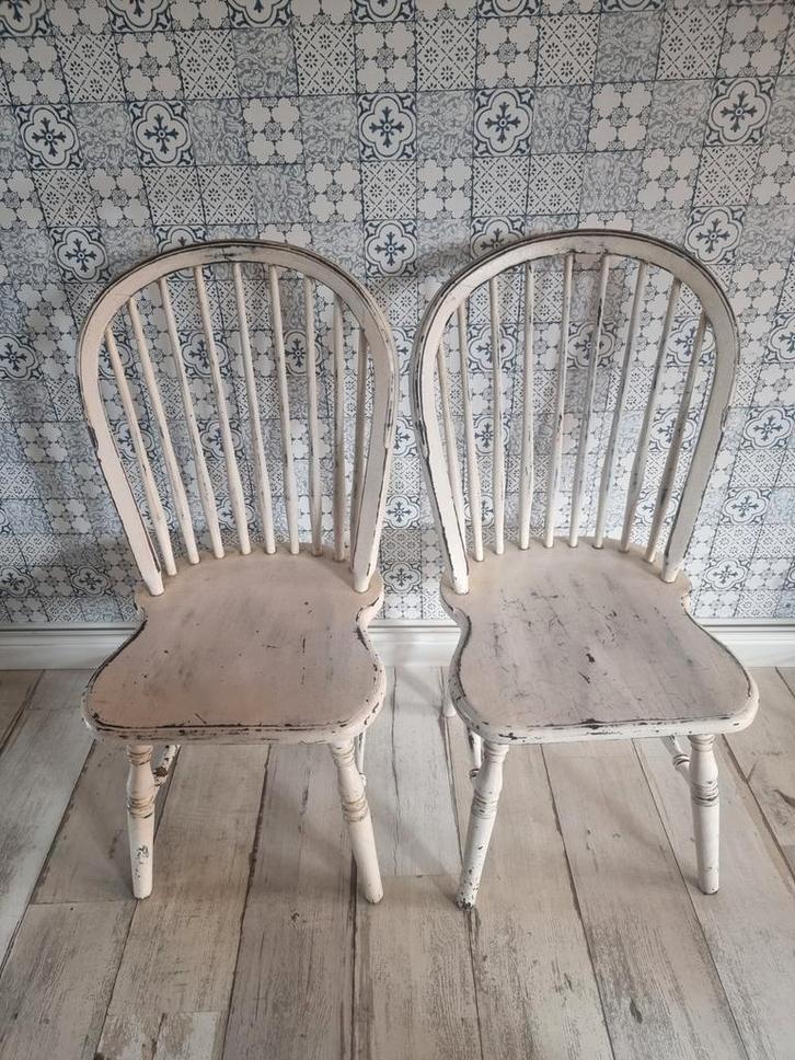Set van 2 prachtige brocante houten Windsor Stoelen, Huis en Inrichting, Stoelen, Zo goed als nieuw, Twee, Hout, Wit, Ophalen