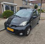 Toyota Aygo 1.0 12V Vvt-i 5DRS 2010 Zwart, Auto's, Toyota, Voorwielaandrijving, 4 stoelen, Origineel Nederlands, Handgeschakeld