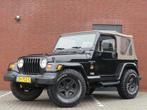 Jeep Wrangler 4.0i Sahara (bj 1998), Auto's, Oldtimers, Jeep, Stof, Zwart, Handgeschakeld