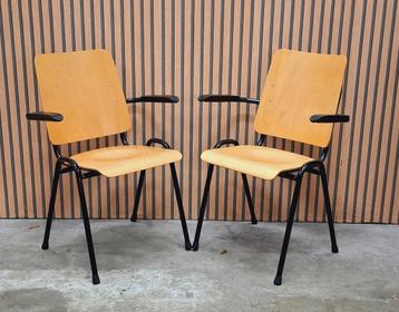 47 x Vintage houten schoolstoelen cafe stoelen kantine retro beschikbaar voor biedingen