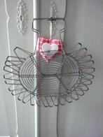 Antieke Franse draad slamand., Verzenden