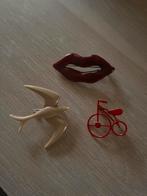 Vintage broches fiets lippen zwaluw, Sieraden, Tassen en Uiterlijk, Broches, Ophalen of Verzenden, Zo goed als nieuw, Overige kleuren