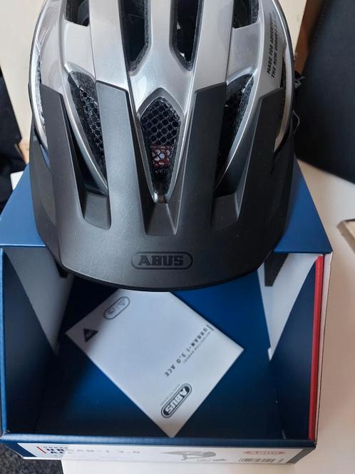 Abus Urban-I 3.0 Ace maat S gleam silver nieuw, Fietsen en Brommers, Fietsaccessoires | Fietshelmen, Nieuw, Ophalen of Verzenden
