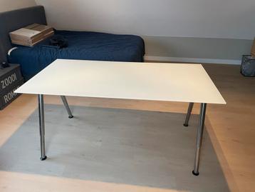IKEA Galant Bureau - Wit met verstelbare poten - afbeelding 2