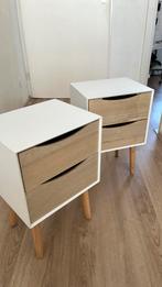 2 nachtkastjes, Ophalen, Zo goed als nieuw, Hout