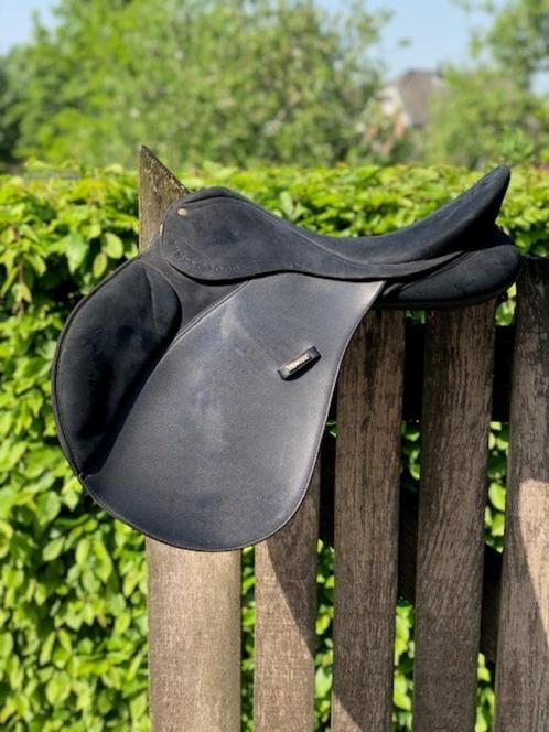 Wintec 2000 veelzijdigheidszadel CAIR 17,5 inch, Dieren en Toebehoren, Paarden en Pony's | Zadels, Gebruikt, Overige soorten, Ophalen of Verzenden