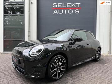 Mini Mini Cooper E John Cooper Works Pakket M NAP Pano/18 In beschikbaar voor biedingen