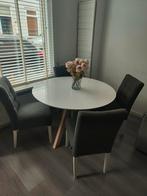 Eettafel met 4 stoelen van Wood, Ophalen, Gebruikt