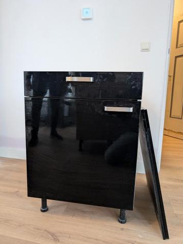 Ikea Faktum kastje 60x60x70 inclusief afdekpanelen - afbeelding 2