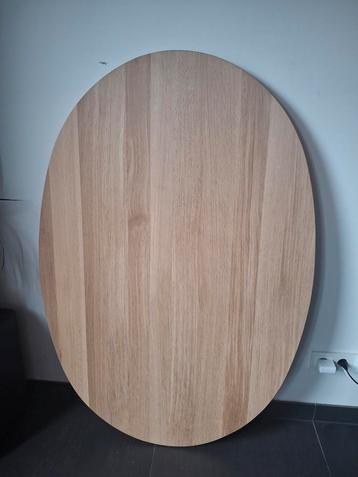 Massief eiken tafelblad ovaal (130x88x4) beschikbaar voor biedingen