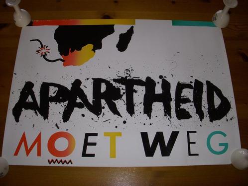 Poster Apartheid moet weg, Zuid Afrika, Verzamelen, Posters, Gebruikt, Overige onderwerpen, Ophalen of Verzenden