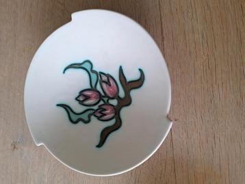 Schaal Flora Gouda Holland Bianca  beschikbaar voor biedingen