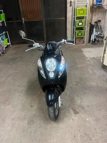 Sym mio 2010 brom beschikbaar voor biedingen