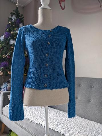 Prachtig blauw vest van Just B, maat M beschikbaar voor biedingen