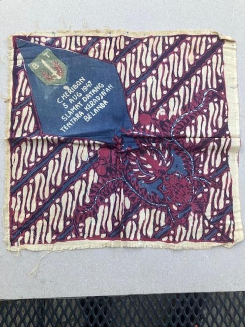 Batik KNIL bataljon BT dd 5 aug 1947 bieden vanaf € 25,00, Verzamelen, Militaria | Algemeen, Landmacht, Embleem of Badge, Azië