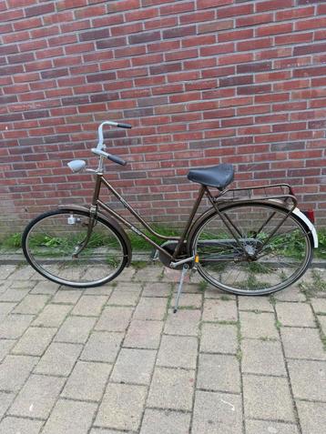 Damesfiets  beschikbaar voor biedingen