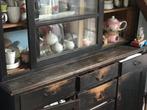 Brocante kast, Ophalen