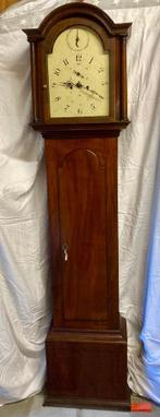 Engels staand horloge in mahonie kast, Antiek en Kunst, Ophalen