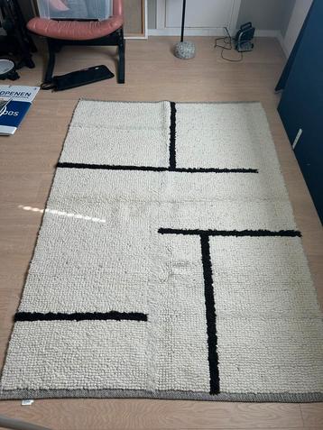 Wollen vloerkleed H&M home beschikbaar voor biedingen