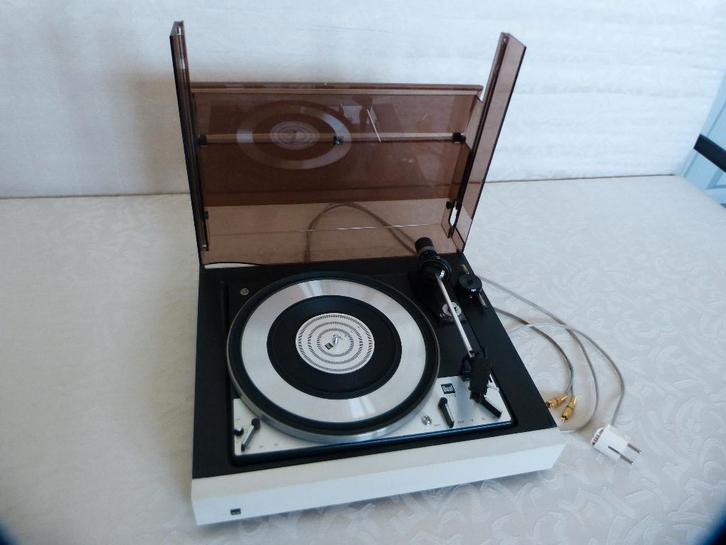 Draaitafel Dual 1218 platenspeler voor de liefhebber, Audio, Tv en Foto, Platenspelers, Gebruikt, Platenspeler, Dual, Pitch-regelaar