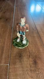 Handgeschilderd beeldje voetbal, Ophalen, Zo goed als nieuw, Mens