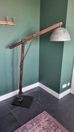 Industriële staande lamp, Ophalen, Zo goed als nieuw, 150 tot 200 cm, Metaal