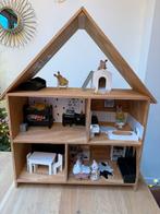 Houten Poppenhuis met Sylvanian Families Figuren, Ophalen of Verzenden, Zo goed als nieuw, Poppenhuis