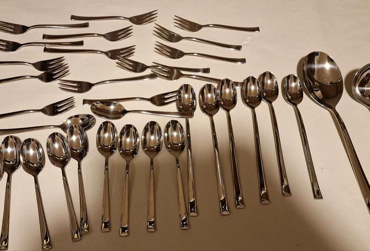 Ah vivo villeroy en boch rvs bestek bestek lepeltjes vorkjes, Huis en Inrichting, Keuken | Bestek, Zo goed als nieuw, Los bestek