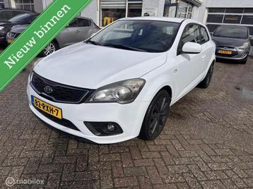 Kia pro_cee'd 1.4 CVVT Navigator Plus Pack beschikbaar voor biedingen