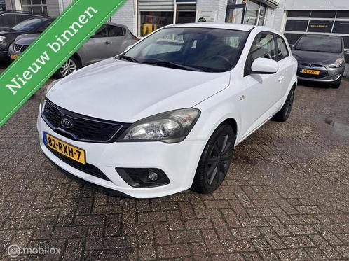 Kia pro_cee'd 1.4 CVVT Navigator Plus Pack, Auto's, Kia, Bedrijf, Te koop, (Pro) Cee d, ABS, Achteruitrijcamera, Airbags, Airconditioning