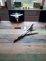 2 modellen Russische vliegtuigen, Hobby en Vrije tijd, Ophalen, 1:72 tot 1:144, Overige merken