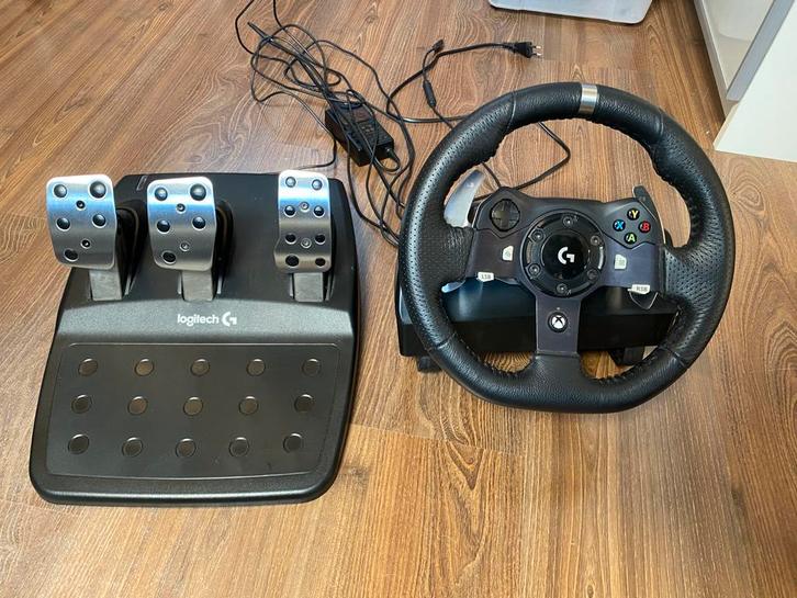 Logitech G920 force feedback stuur, Spelcomputers en Games, Spelcomputers | Xbox | Accessoires, Gebruikt, Xbox One, Xbox Series X