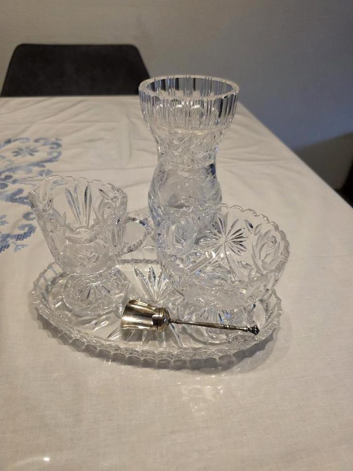 Vintage kristallen roomstel met roos,vaasje en suikerschepje, Antiek en Kunst, Antiek | Glas en Kristal, Ophalen of Verzenden