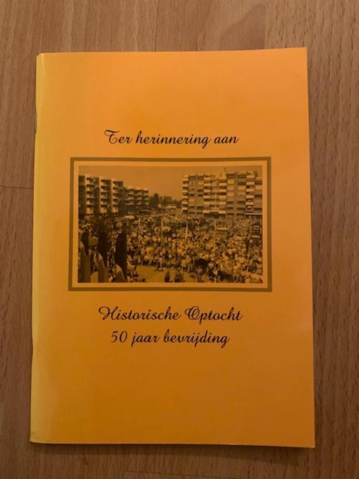 Ter herinnering aan: Historische Optocht - Papendrecht 1995, Boeken, Geschiedenis | Vaderland, Zo goed als nieuw, Ophalen of Verzenden