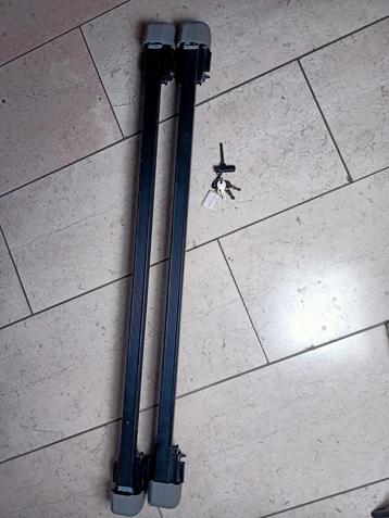 Toyota Avensis T25 Dakdragers Origineel + 4 Sleutels beschikbaar voor biedingen