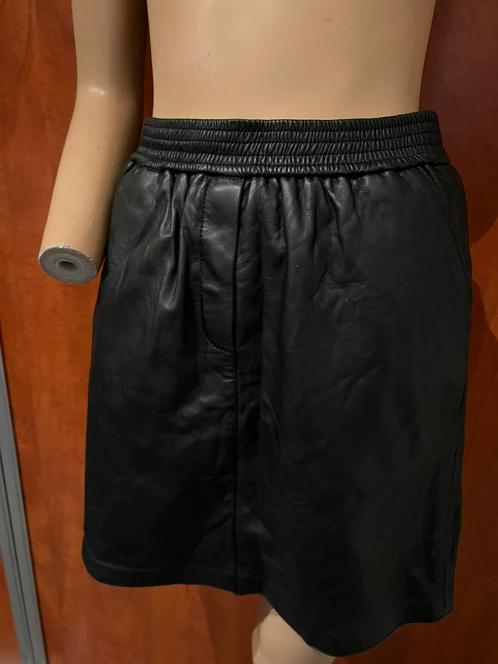 SECOND FEMALE rok ECHT LEER  maat s Origineel ZGAN, Kleding | Dames, Rokken, Zo goed als nieuw, Maat 36 (S), Zwart, Boven de knie