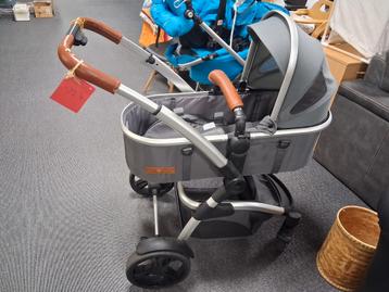 Kinderwagen Born Lucky beschikbaar voor biedingen