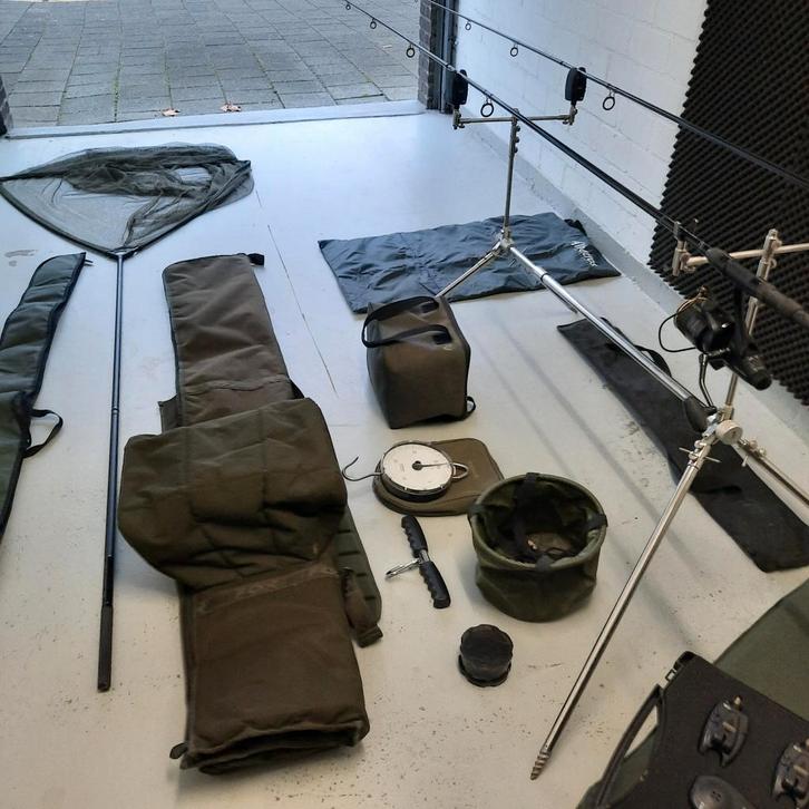 MOOI GROOT KARPERSET, Watersport en Boten, Hengelsport | Karpervissen, Gebruikt, Complete set, Ophalen